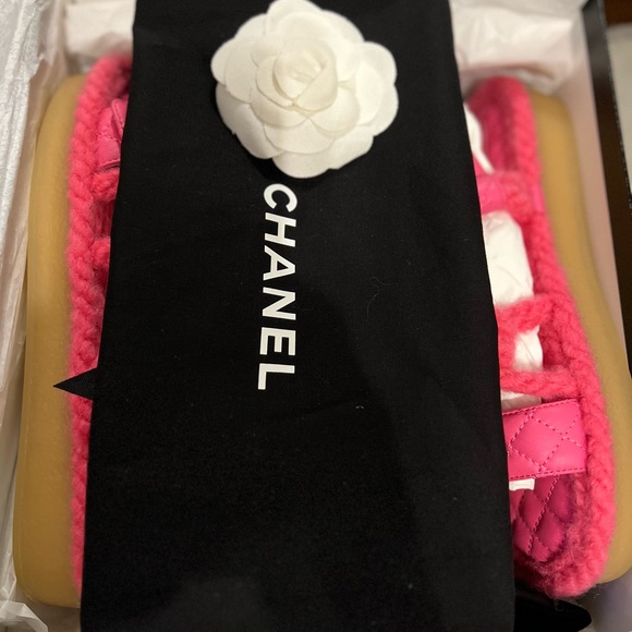 Chanel Cord Lambskin Quilted Logo Pink Sandals in 36.5 - Picture 12 of 13